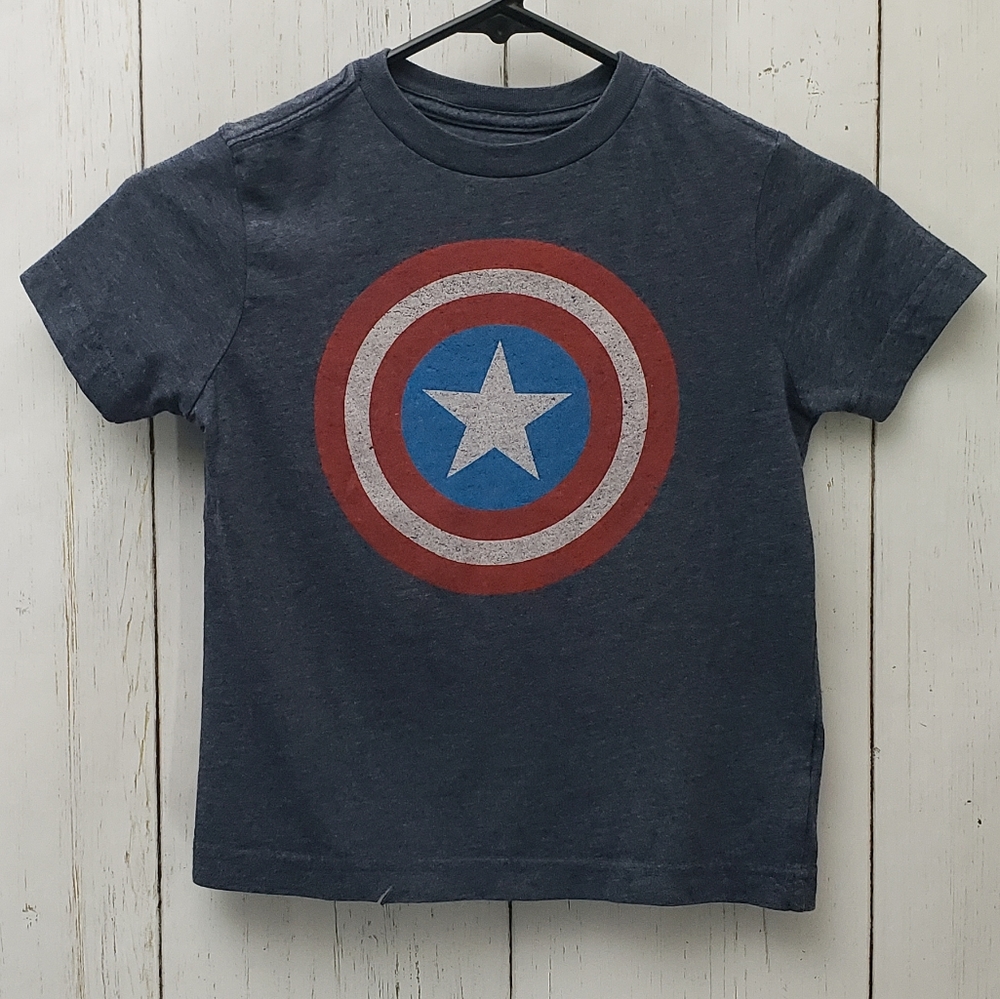 Marvel Captain America T-Shirt (XS)